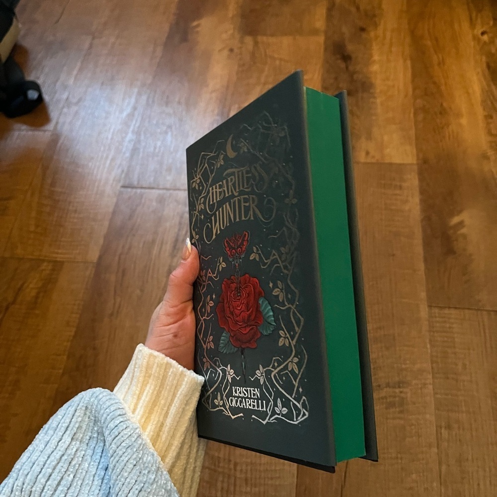 The Heartless Hunter Owlcrate — image 2 of 5